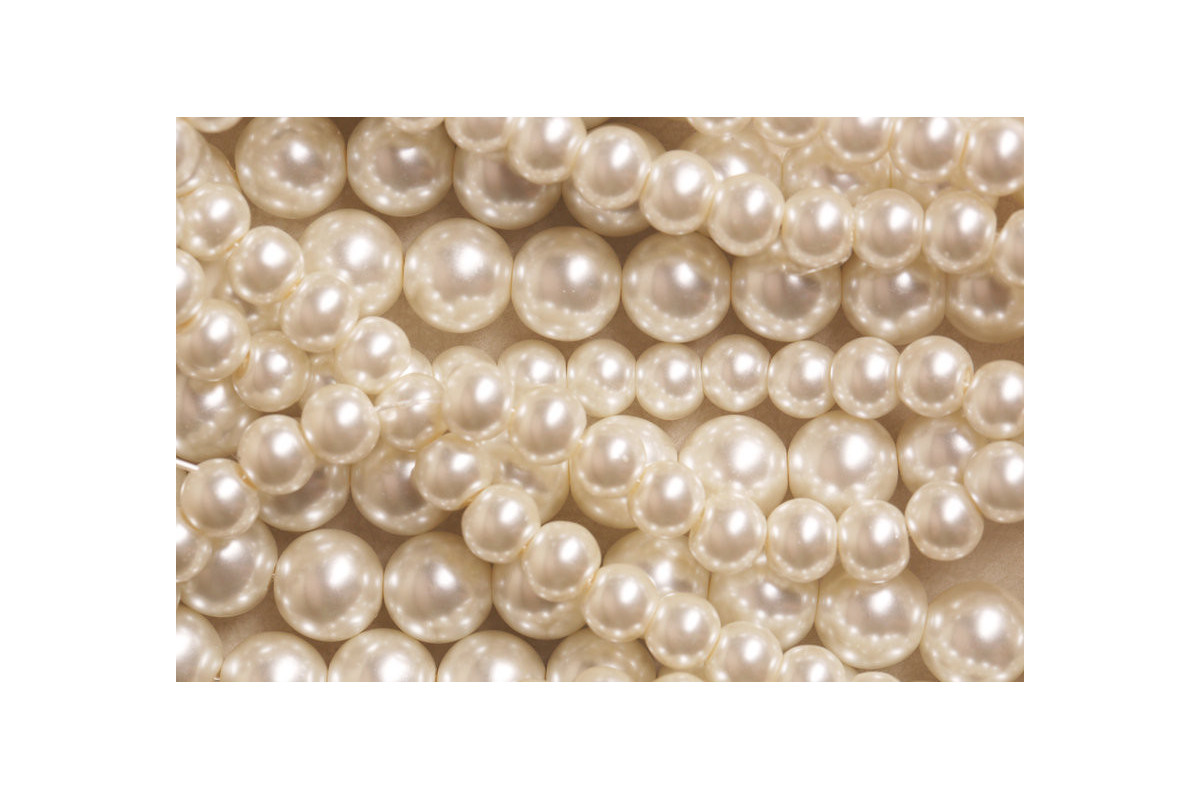 How to recognize a fake pearl from a real one