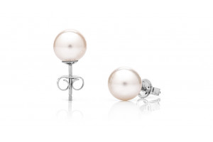 Pearl earrings